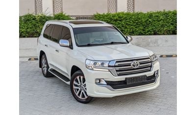 تويوتا لاند كروزر Toyota RAV4 2015 Full Option sunroof electric seats in excellent condition