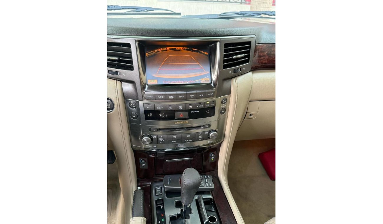 Lexus LX570 لكزس LX 570 s خليجي 2010 محول 2020