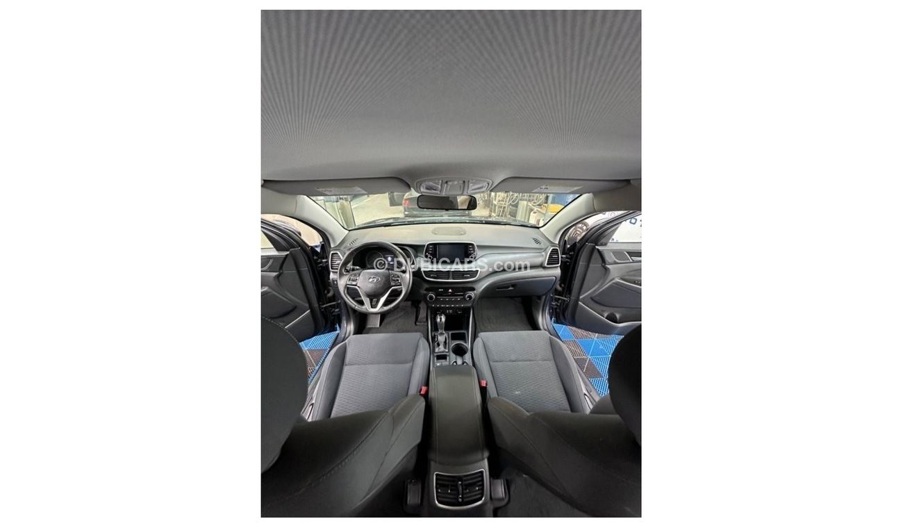 Hyundai Tucson Hyundai Tucson 2019 with a 2.0L 4wd engine in good perfect condition there are sensors of a slip zon