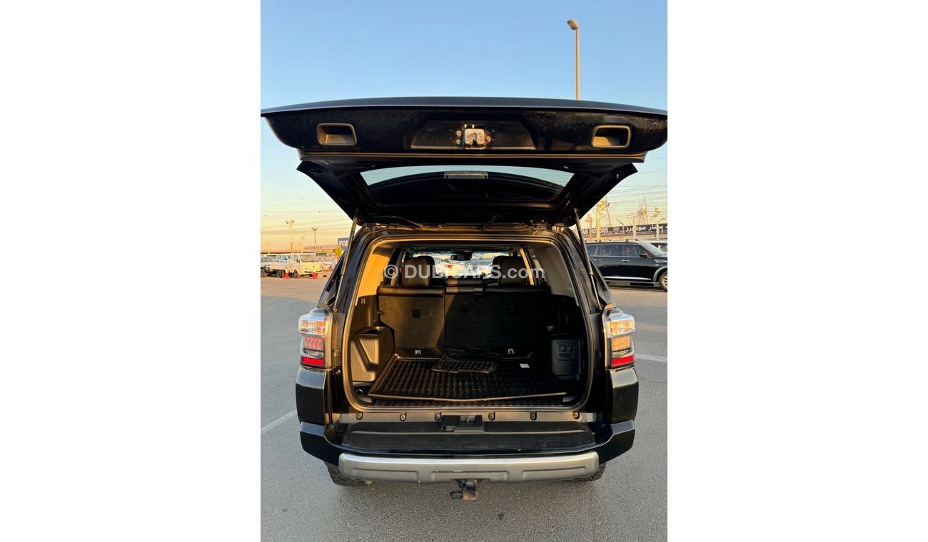 Toyota 4Runner 2021 TRD OFF ROAD SUNROOF UAE PASS CANADA SPEC