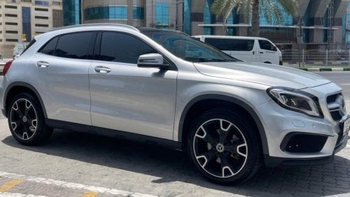 Mercedes-Benz GLA 250