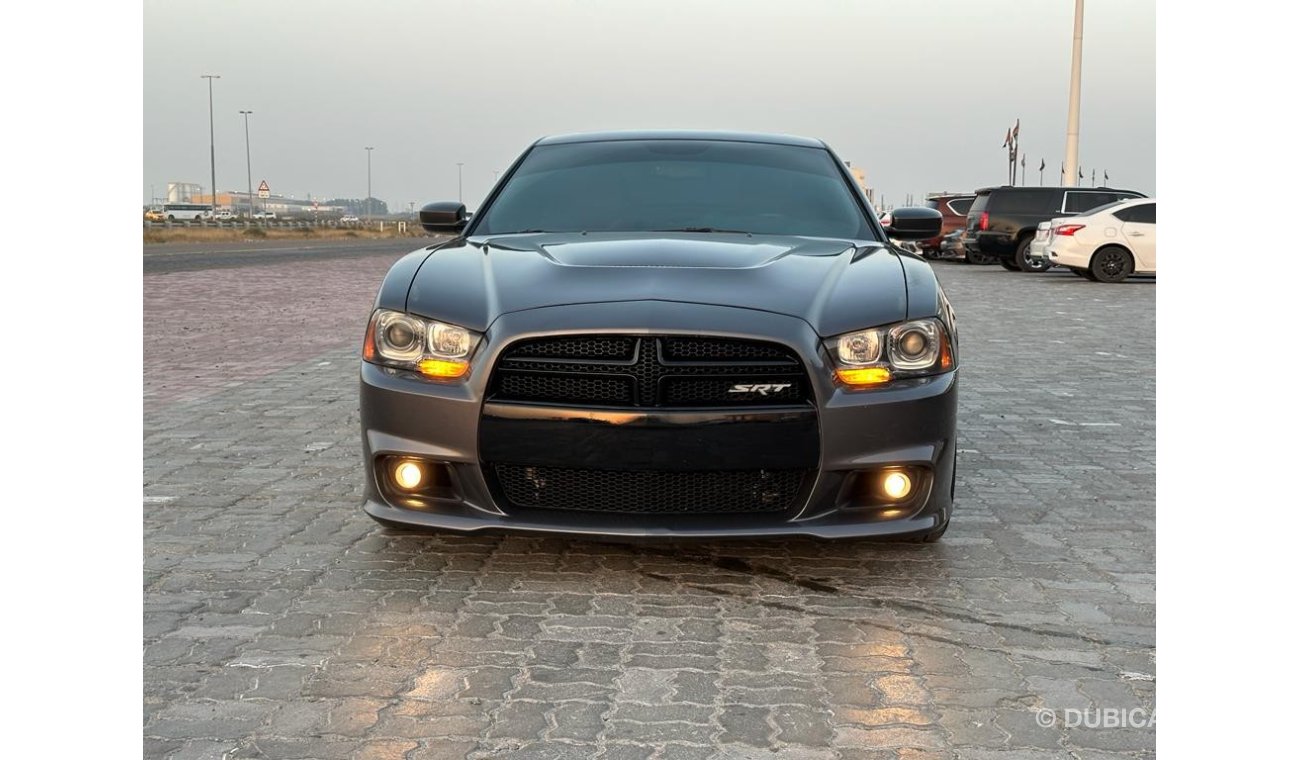 دودج تشارجر SRT8