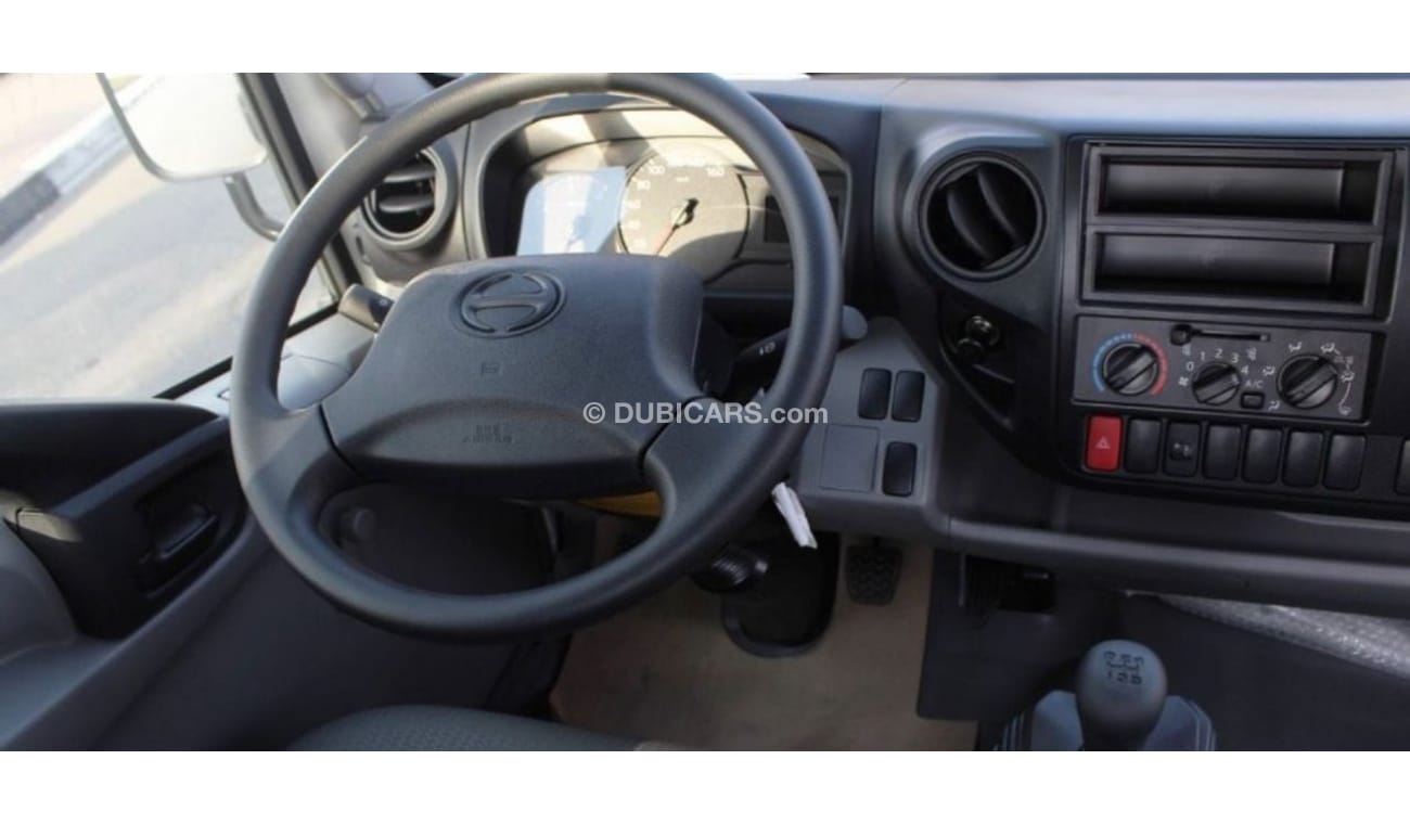 Hino 300 2023 Hino 712 4Tons Diesel Manual