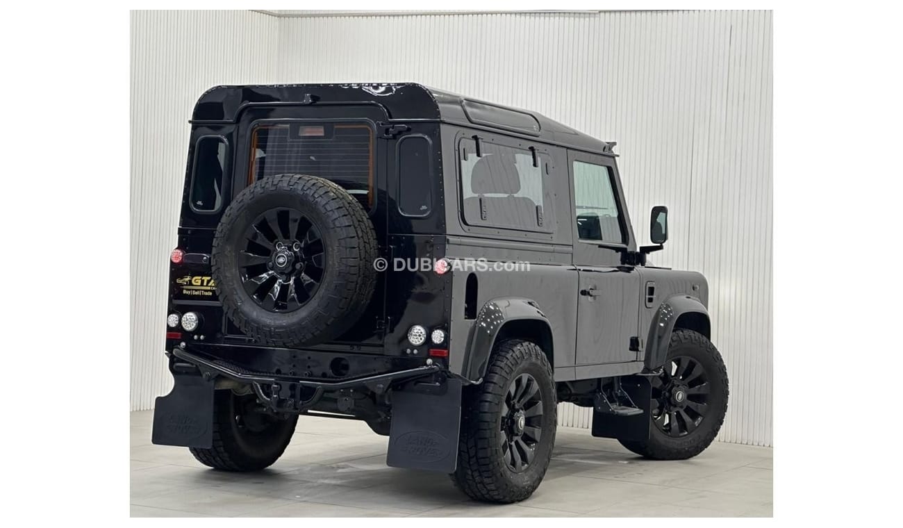 لاند روفر ديفندر 2013 Land Rover Defender 90 Manual Transmission, Service History, Fully Upgraded, GCC