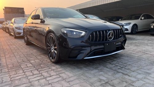 مرسيدس بنز E 53 4MATIC+ E53 /// AMG قمة النظافة بدون صبغ وبدون حوادث 14000 كم فقط موديل 2022