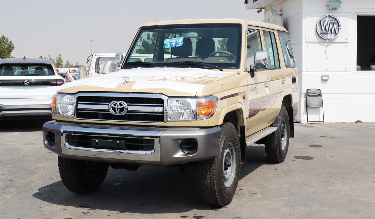 Toyota Land Cruiser Hard Top LX V6