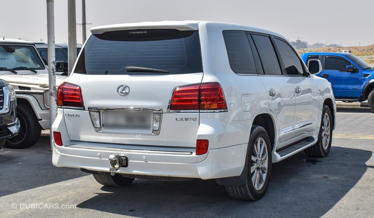 Lexus LX570