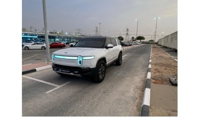 ريفيان R1S RIVIAN R1S