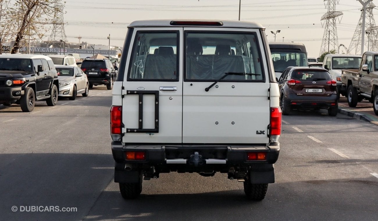 Toyota Land Cruiser Hard Top Hardtop LC76 , 4.0L V6 Petrol