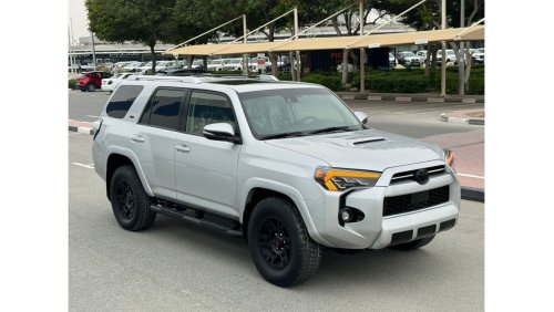 Toyota 4Runner 2021 SR5 HELLCAT KIT 7 SEATS FULL OPTION UAE PASS