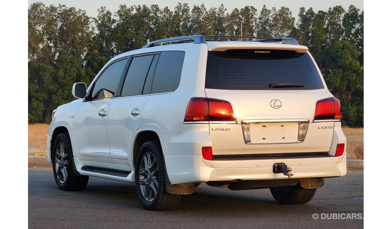 Lexus LX570