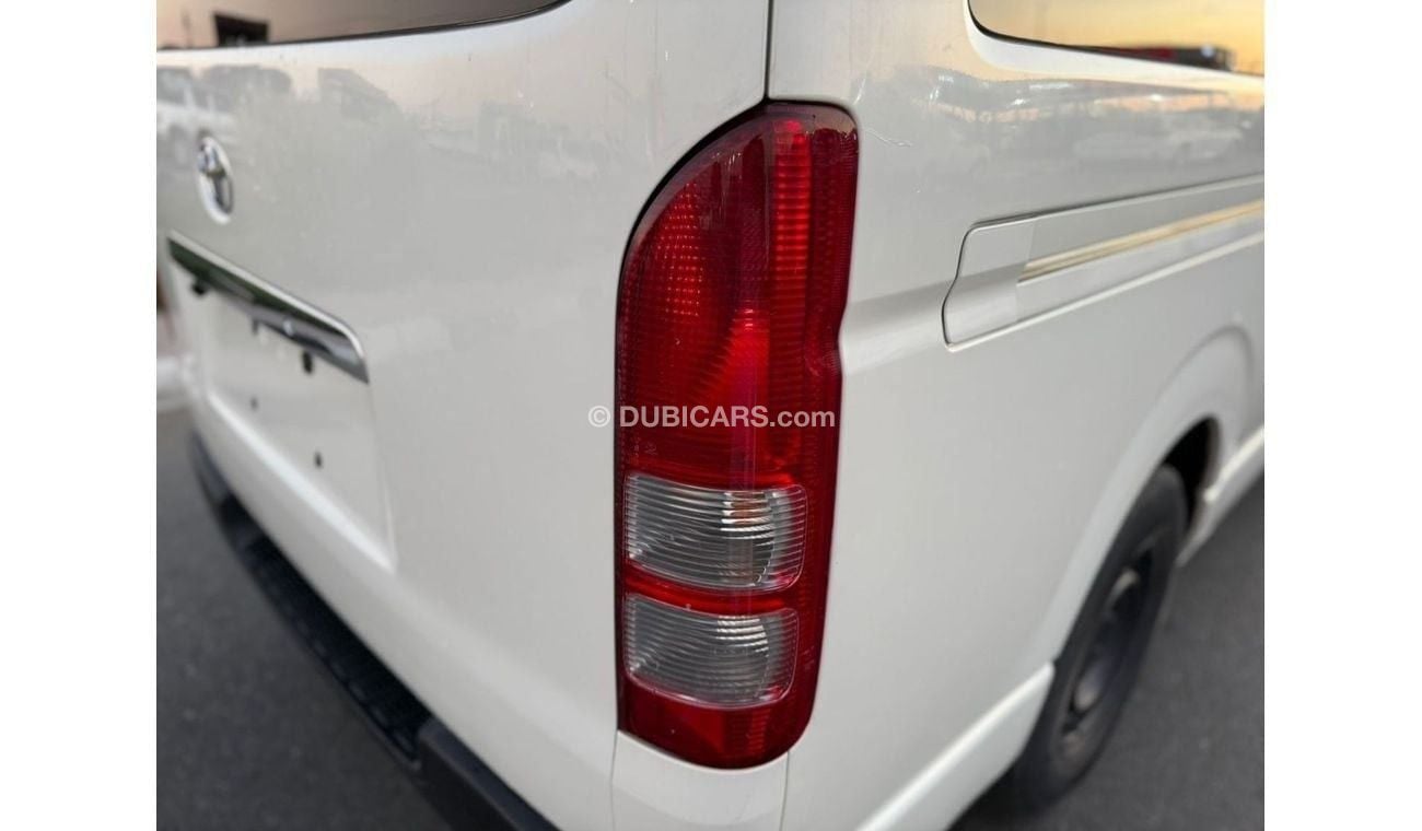 Toyota Hiace PREMIUM CONDITION | 2.8L DIESEL ENGINE | 2019 | RHD