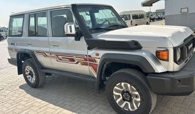 تويوتا لاند كروزر هارد توب TOYOTA LAND CRUISER 76 2.8 HTOP DIESEL 2024 MODEL