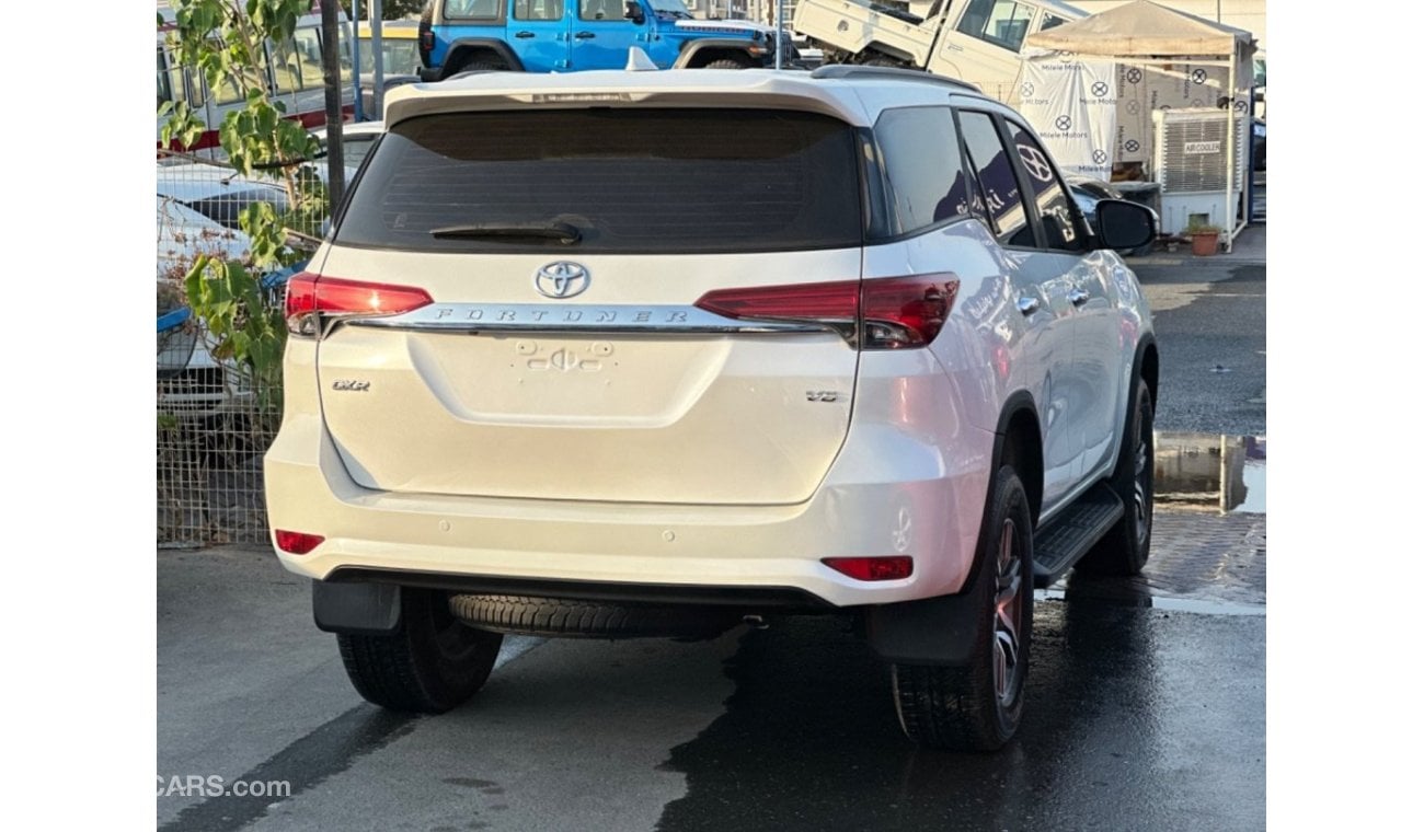 Toyota Fortuner Gxr