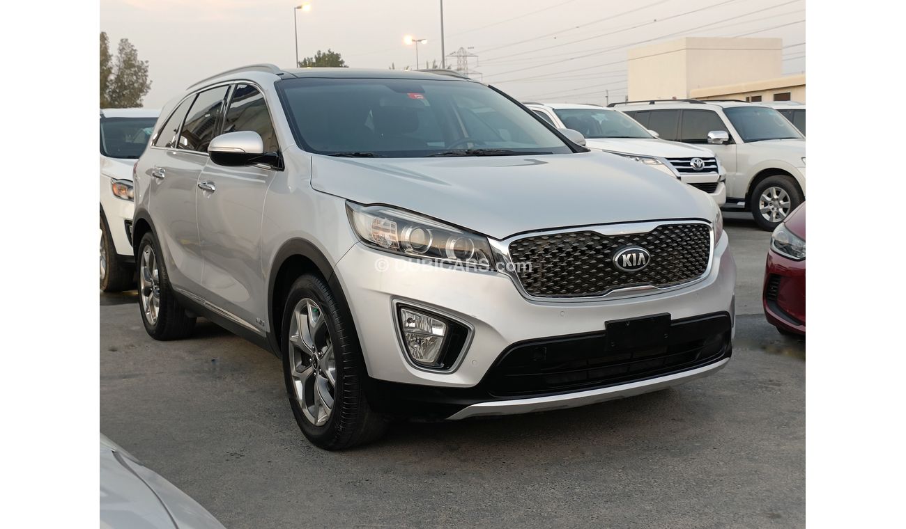 Kia Sorento SORENTO / GCC / PANORAMIC / 7 SEATER / NON ACCIDENT # 42427)