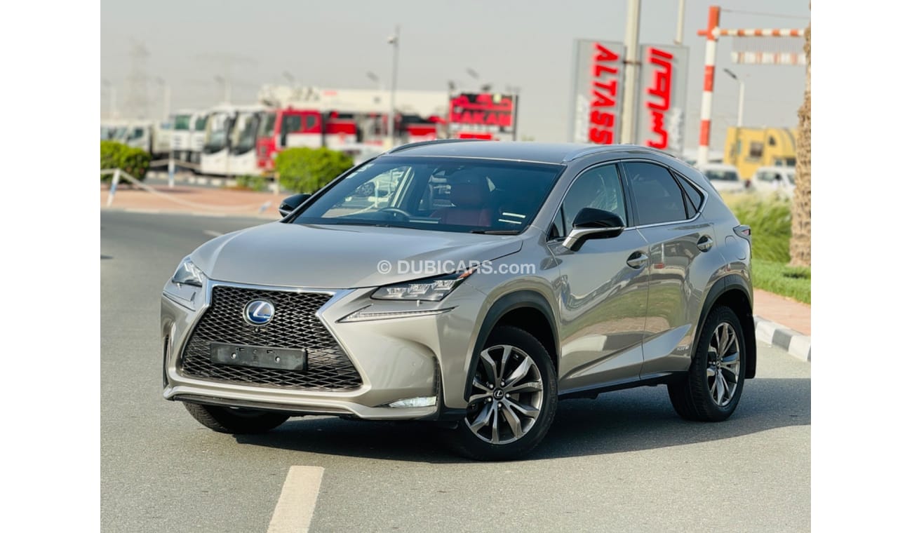 Lexus NX300