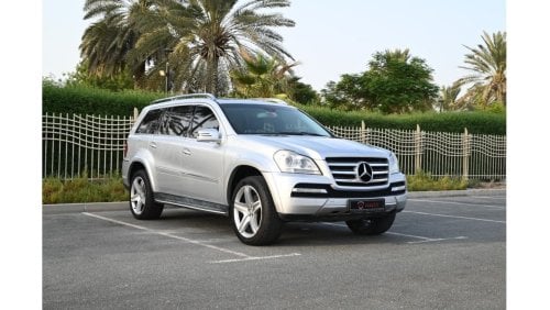 مرسيدس بنز GL 500 BEST DEAL - LOW MILEAGE - MERCEDES GL 500 4MATIC - FULL OPTION - WELL MAINTAINED - GCC