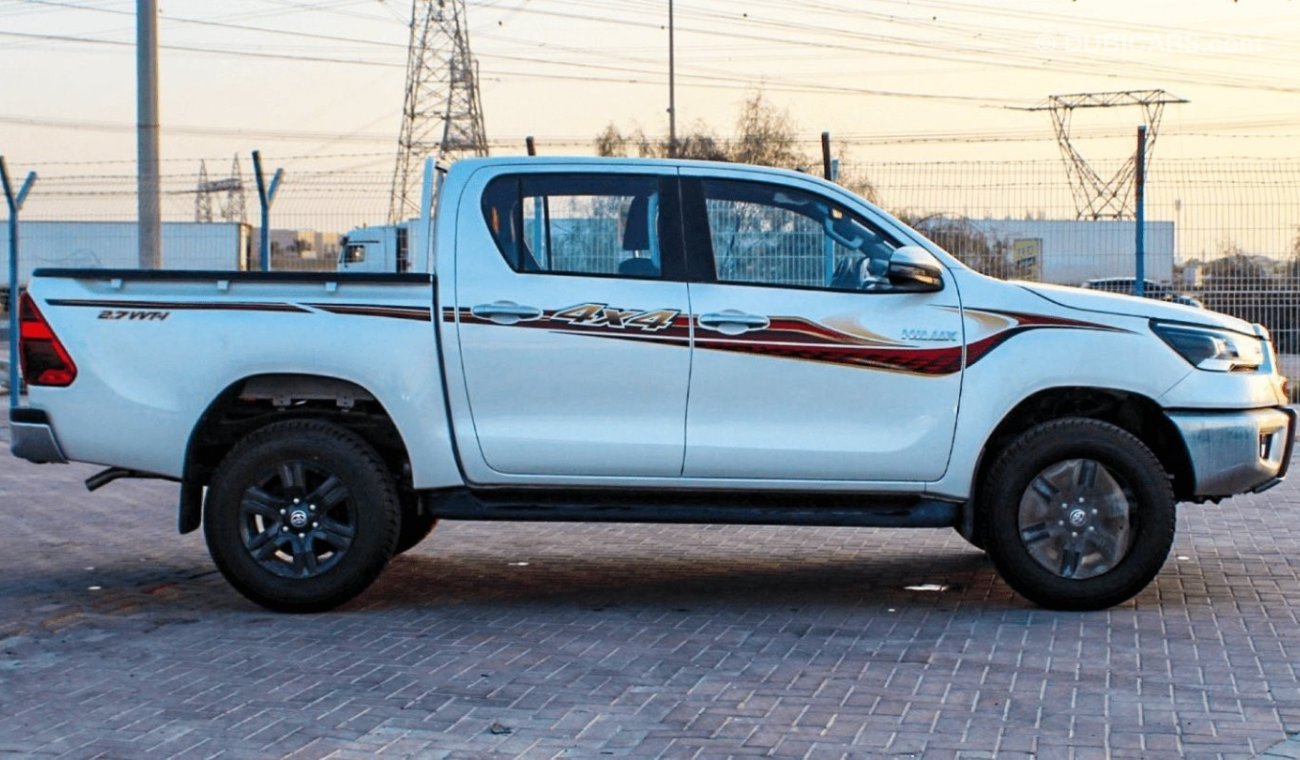 تويوتا هيلوكس HILUX GLX 2.7L MT PETROL