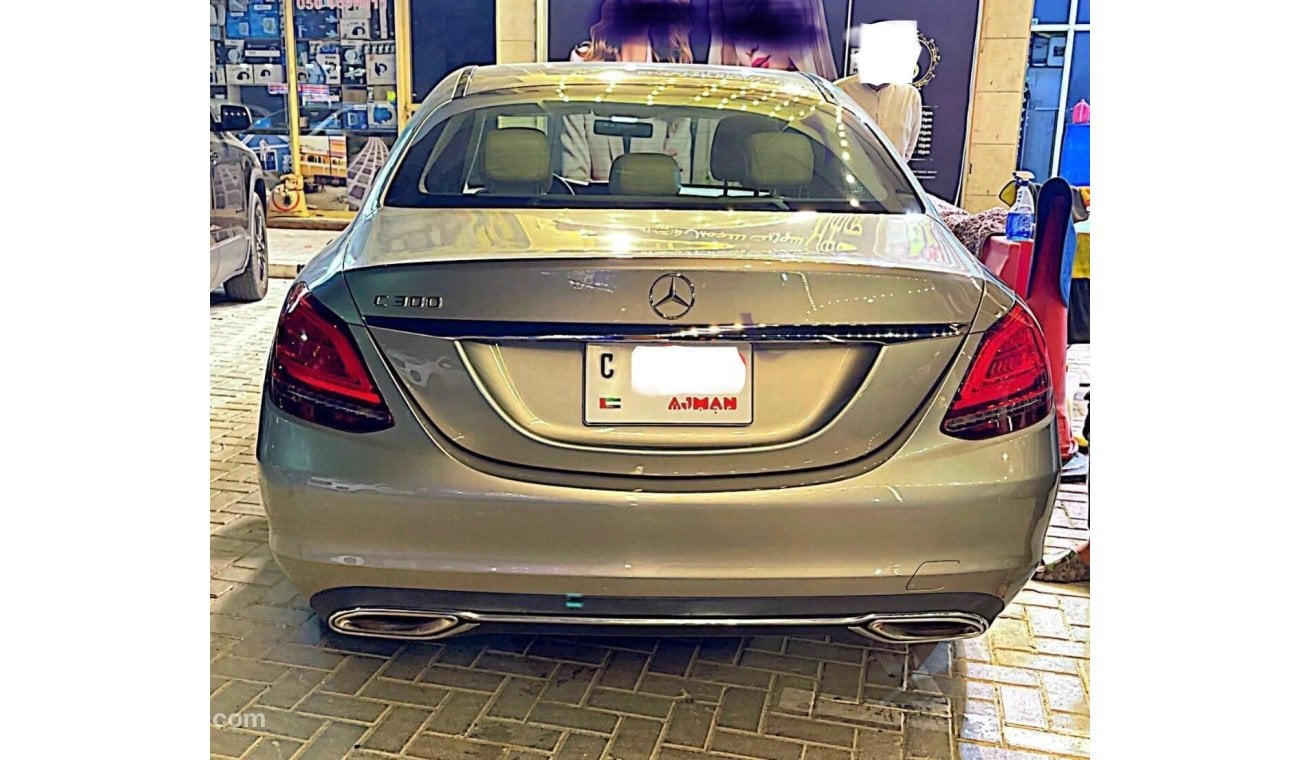 Mercedes-Benz C 300