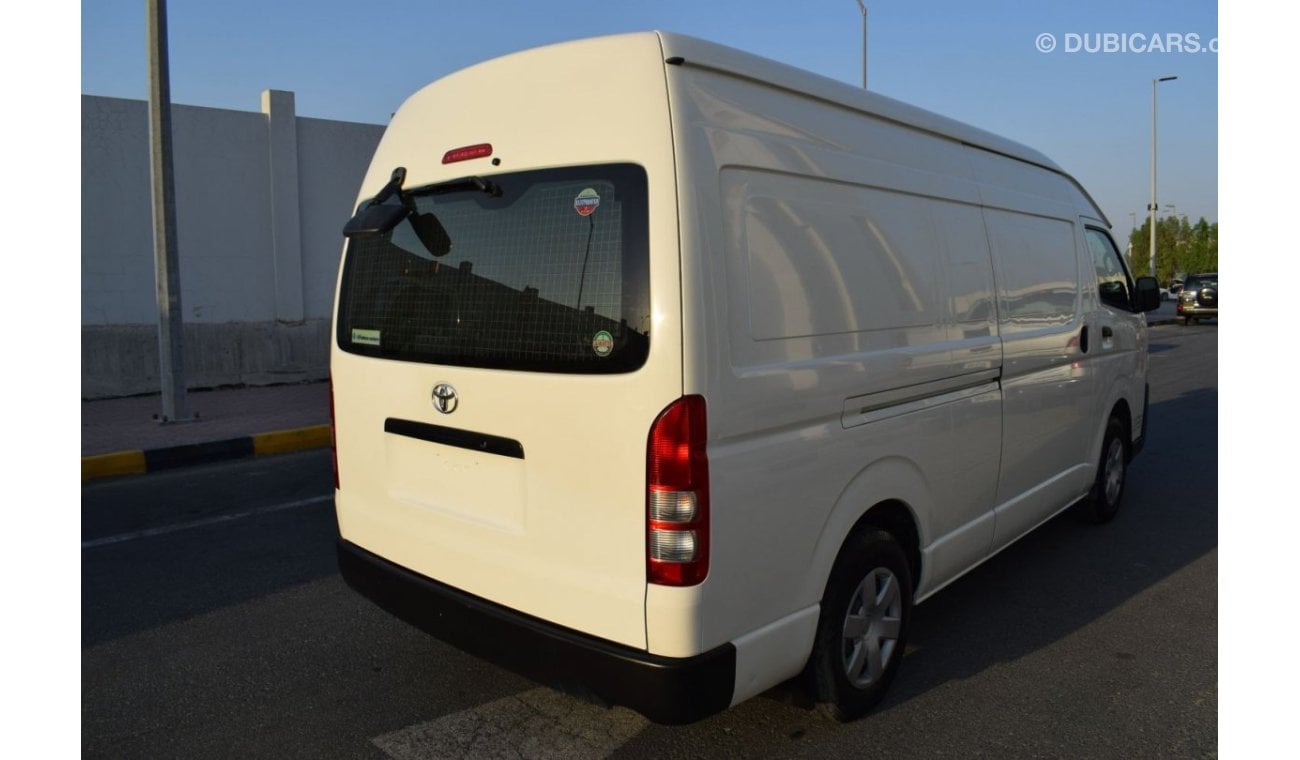 Toyota Hiace GLS - High Roof Toyota Hiace Highroof Van 2.7 ltr, model:2021. Excellent condition