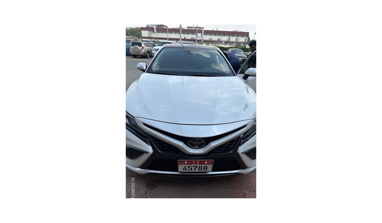 Toyota Camry XSE