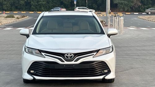 Toyota Camry LE 2.5L (204 HP) MODEL 2018 GCC CAR PERFECT CONDITION INSIDE AND OUTSIDE FULL OPTION SUN ROOF