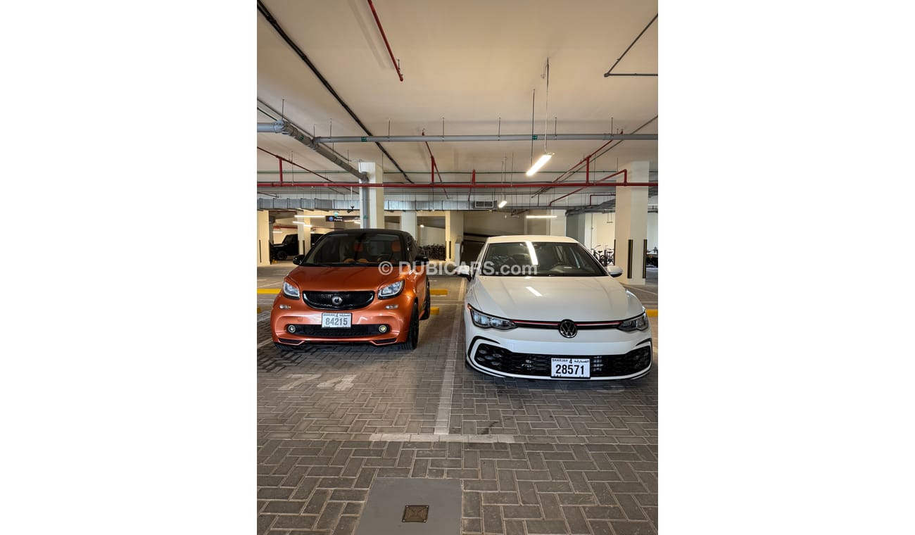 فولكس واجن جولف GTI