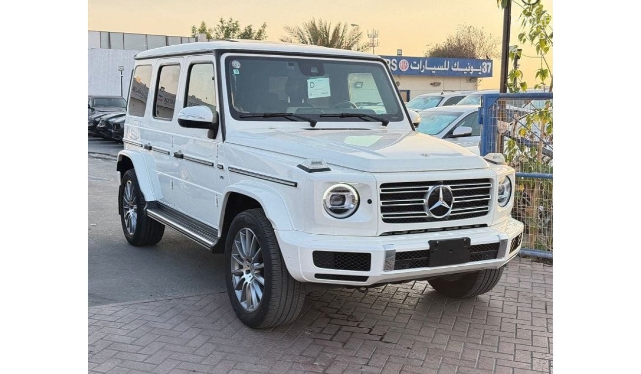 مرسيدس بنز G 550 MERCEDES BENZ G550 2021 WHITE JAPAN IMPORT WITH LOW MILLAGE