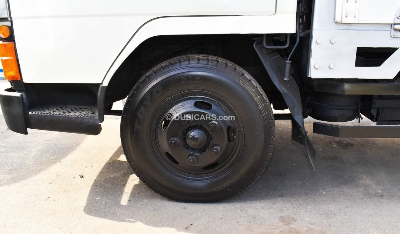 Mitsubishi Canter Right Hand- FE437F-540666