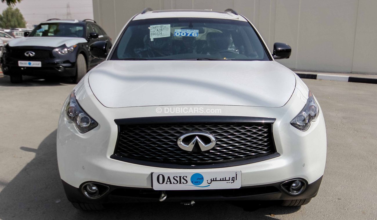 Infiniti QX70 S