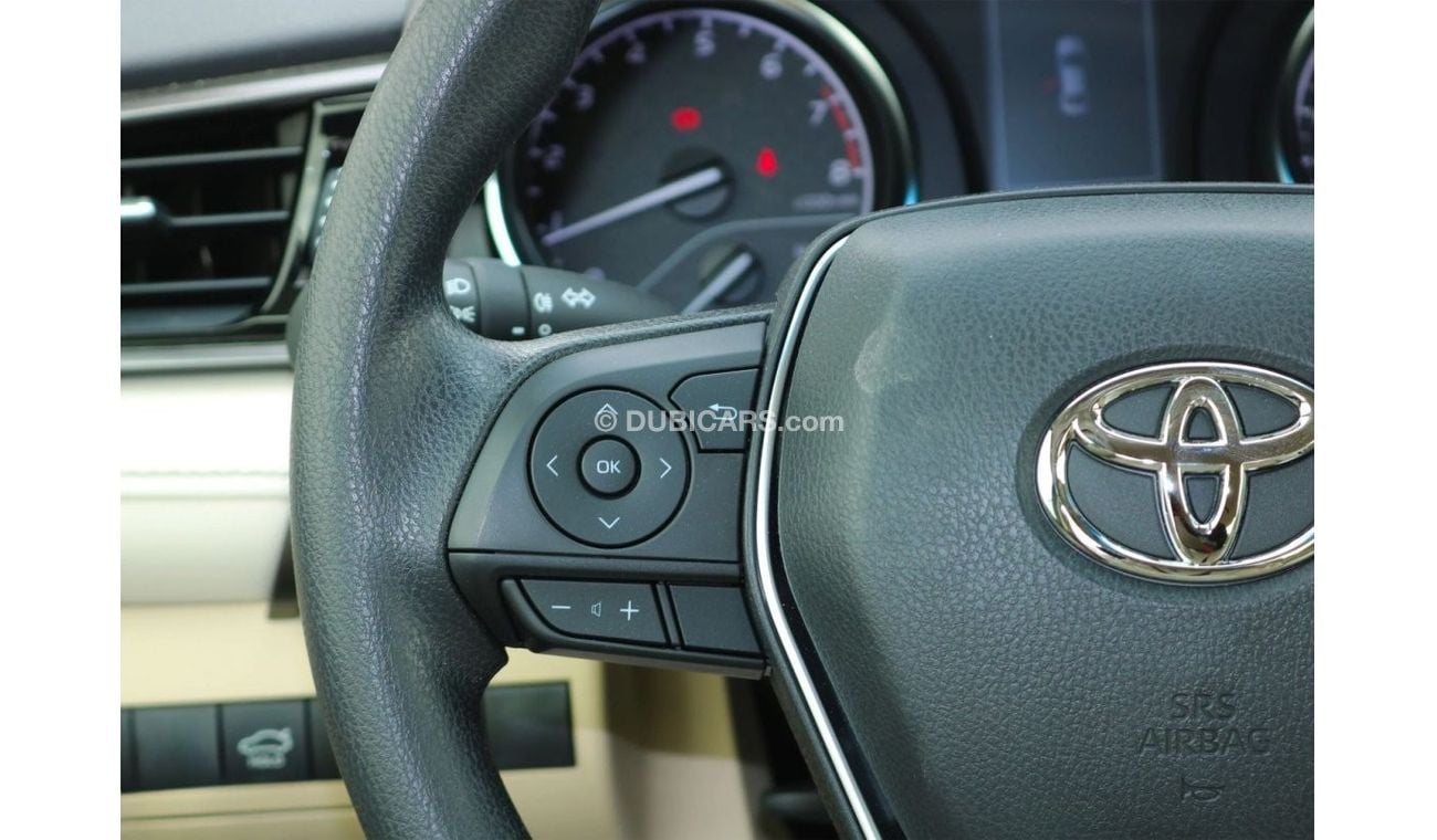 تويوتا كامري Toyota Camry LE 2.5L Sedan FWD 8 Speed A/T Petrol