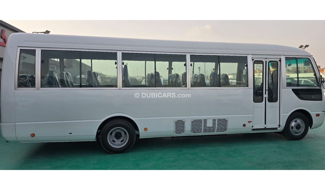 ميتسوبيشي روزا 4.2L DIESEL 30 SEATS 2024