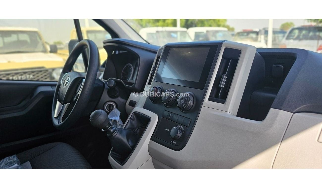 تويوتا هاياس TOYOTA HIACE HIGHROOF 3.5Ltr V6 MT 2WD 13-SEATER  2025