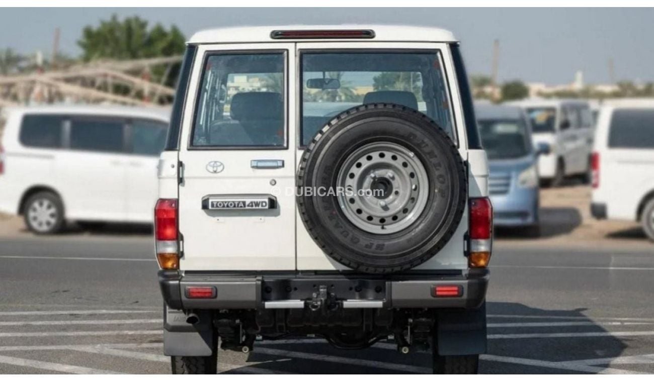 تويوتا لاند كروزر هارد توب LAND CRUISER HARDTOP 5DOOR 4.2L V6