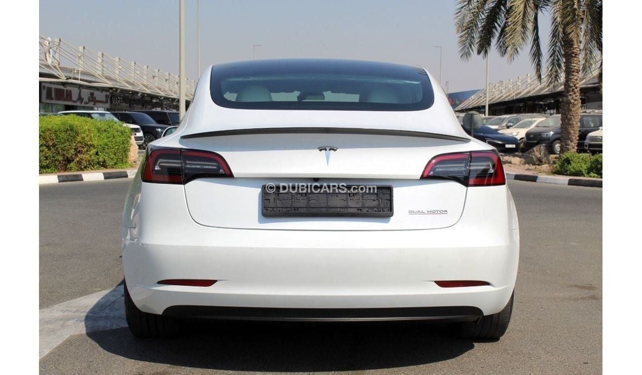 تسلا موديل 3 PERFORMANCE 2021 GCC DUAL MOTOR AWD LOW MILEAGE SINGLE OWNER WITH AGENCY WARRANTY IN MINT CONDITION