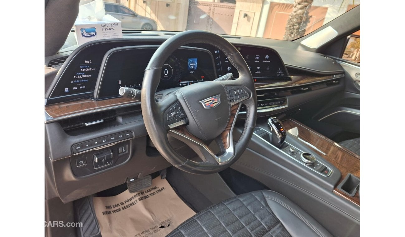 Cadillac Escalade -