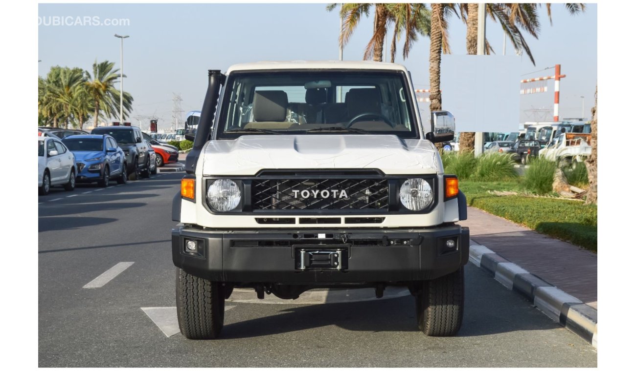 تويوتا لاند كروزر TOYOTA LAND CRUISER 76 4.0L V6 4WD MT 5DOOR SUV 2024