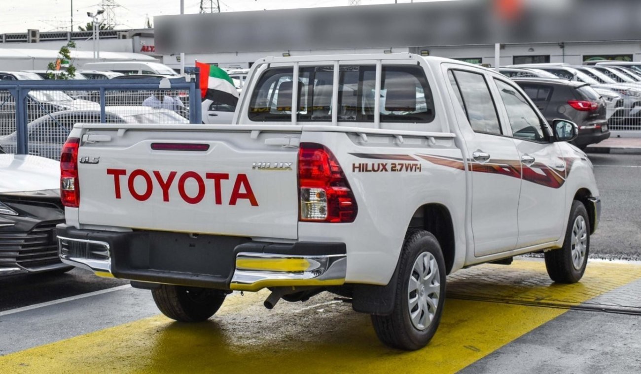 Toyota Hilux GLS  2 7L 2WD  A/T