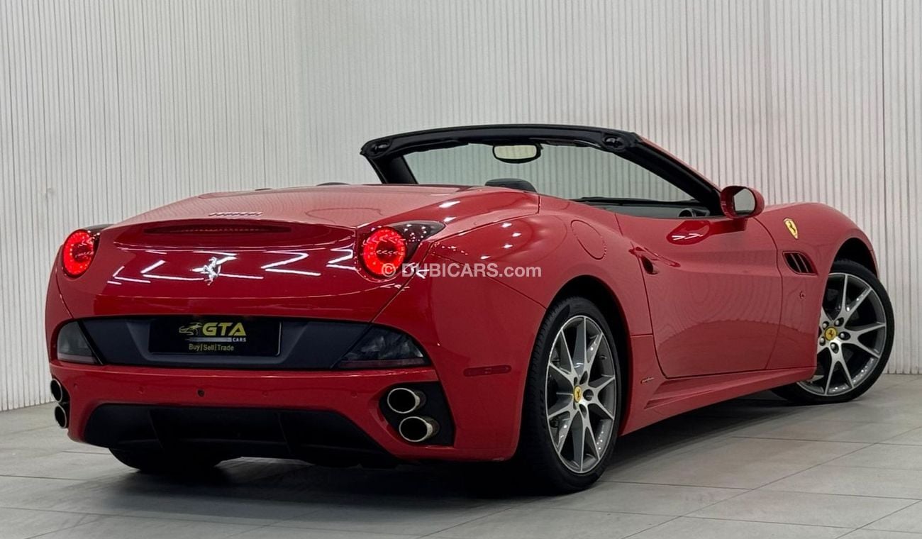 Ferrari California Std 4.3L (460 HP) 2013 Ferrari California, Ferrari Warranty, Full Ferrari Service History, Very Low 