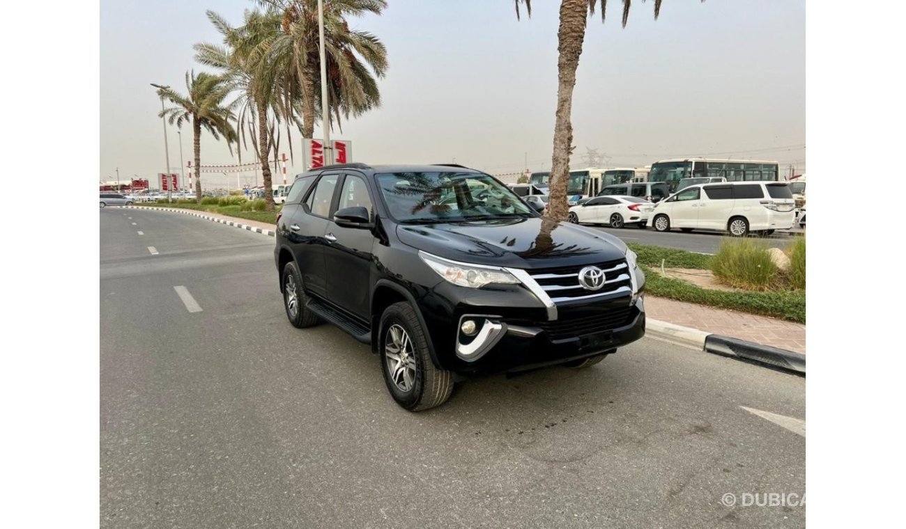 Toyota Fortuner EXR Toyota fortuner 2019 petrol left hand drive very good condition