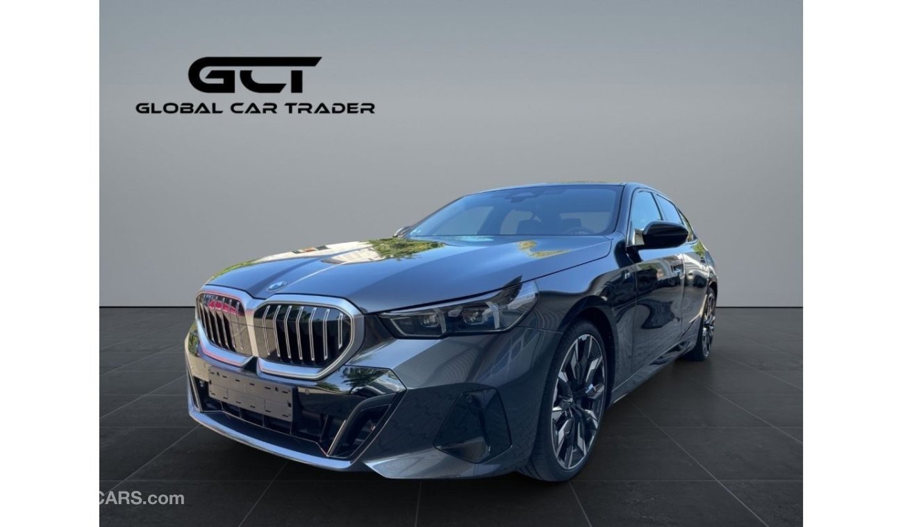 BMW 520i M Sport FACELIFT*PANO*H&K*I-GLOW*CARBON*21"