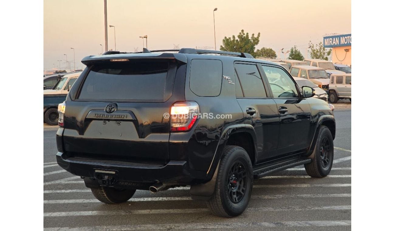 تويوتا Runner4 2021 TRD off road Sunroof, 4x4 , Push button and original leather seats