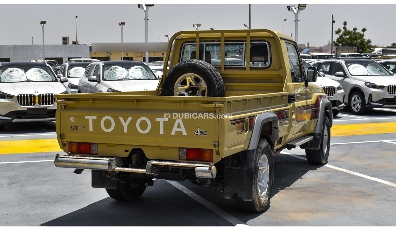 Toyota Land Cruiser Pick Up TOYOTA LAND CRUISER PICK-UP PETROL 2013