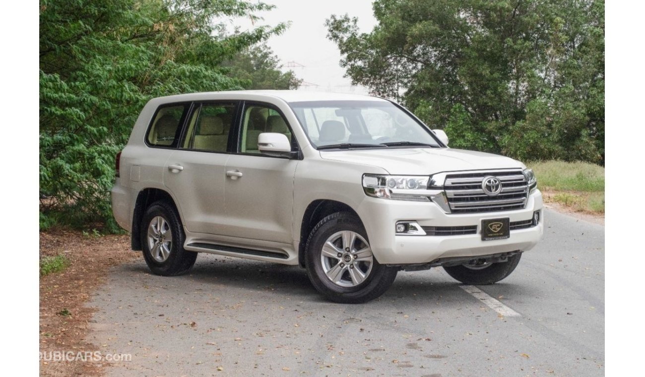 تويوتا لاند كروزر AED 2,831/month | 2018 | TOYOTA LAND CRUISER | EXR 4.6L V8 4WD | FULL SERVICE HISTORY | T64357