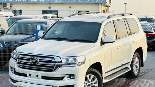 Toyota Land Cruiser Sahara