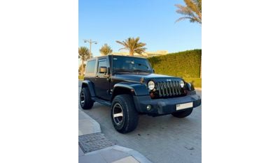 Jeep Wrangler Sahara 3.6L A/T