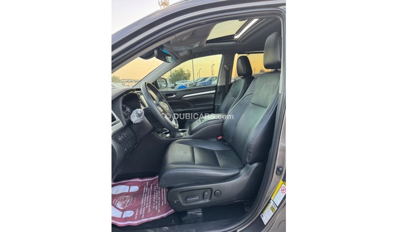 Toyota Highlander 2019 XLE LIMITED SUNROOF AWD 7 SEATS FULL OPTION