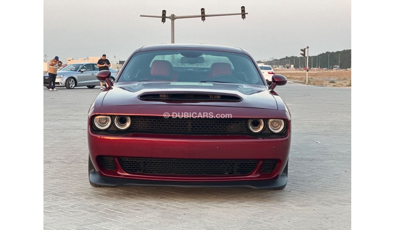 Dodge Challenger R/T 5.7L (370 HP) MODEL 2019 GCC CAR PERFECT CONDITION INSIDE AND OUTSIDE