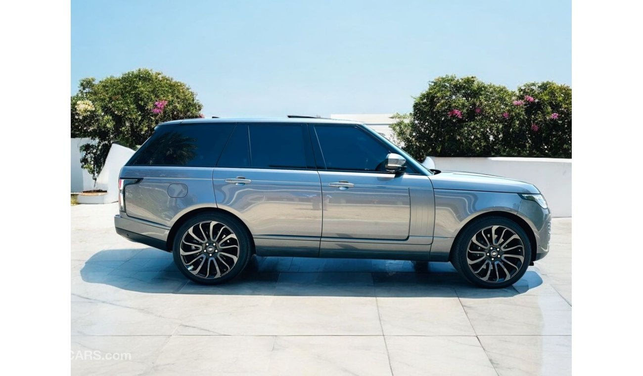 Land Rover Range Rover Vogue AED 3280 P.M | RANGE ROVER VOGUE SE 5.0SC V8 | GCC | LESS MILEAGE | LUXURY  CABIN