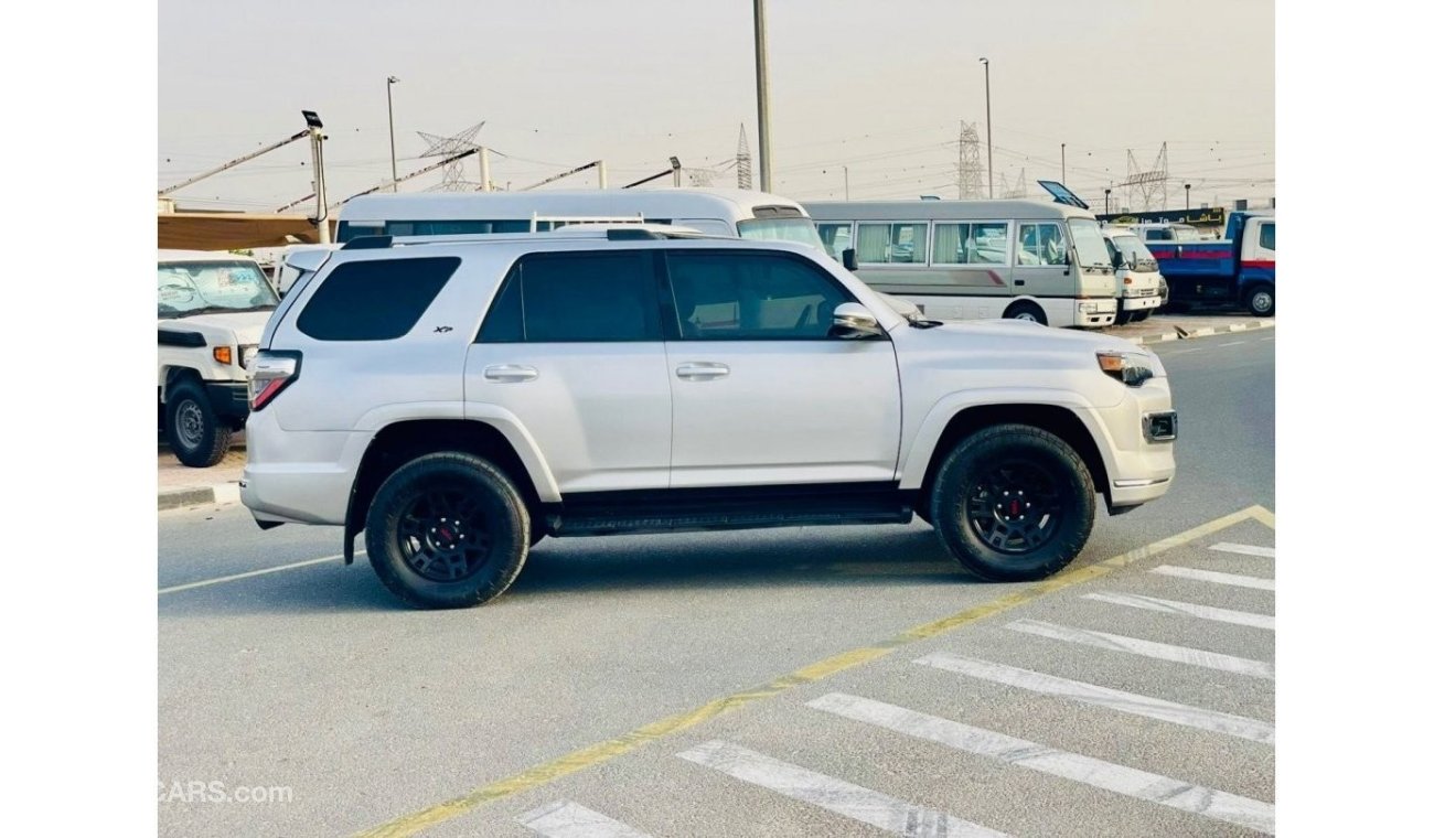 Toyota 4Runner Toyota 4 Runner 2021 full Option top of the Range